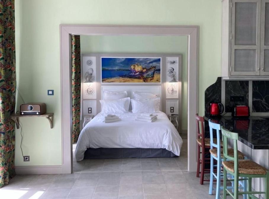Mes A Moi In Pezenas - Appartements De Charme - Baignoire Balneo Exteriör bild