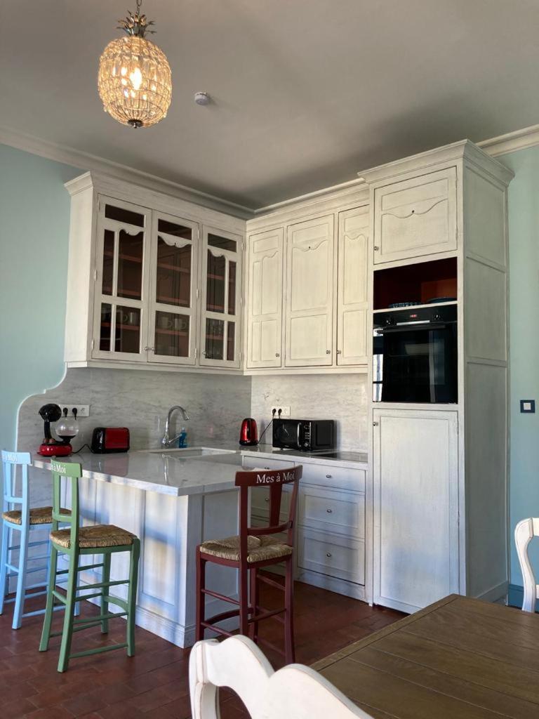 Mes A Moi In Pezenas - Appartements De Charme - Baignoire Balneo Exteriör bild