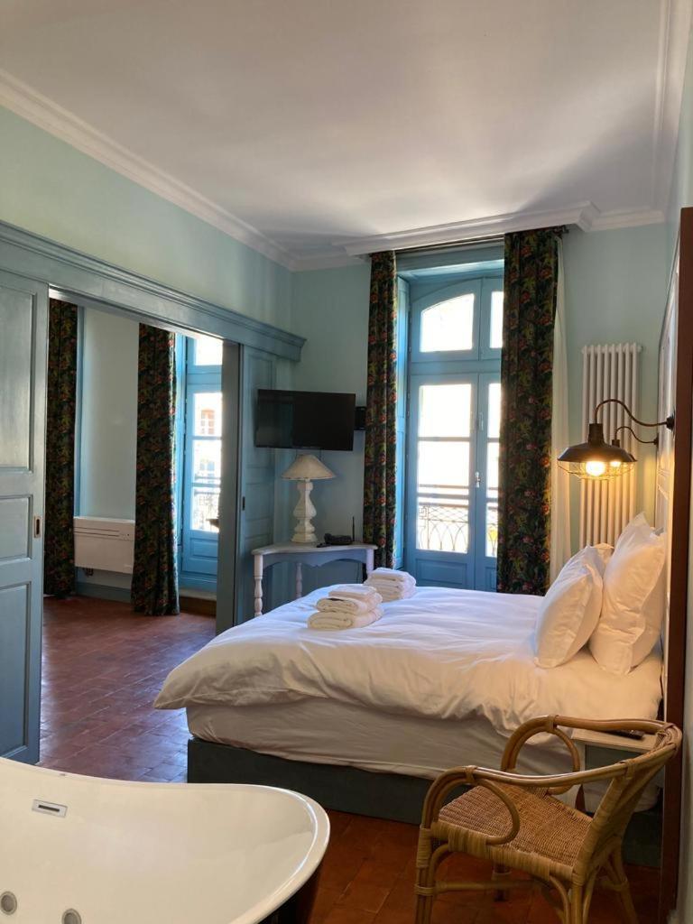 Mes A Moi In Pezenas - Appartements De Charme - Baignoire Balneo Exteriör bild