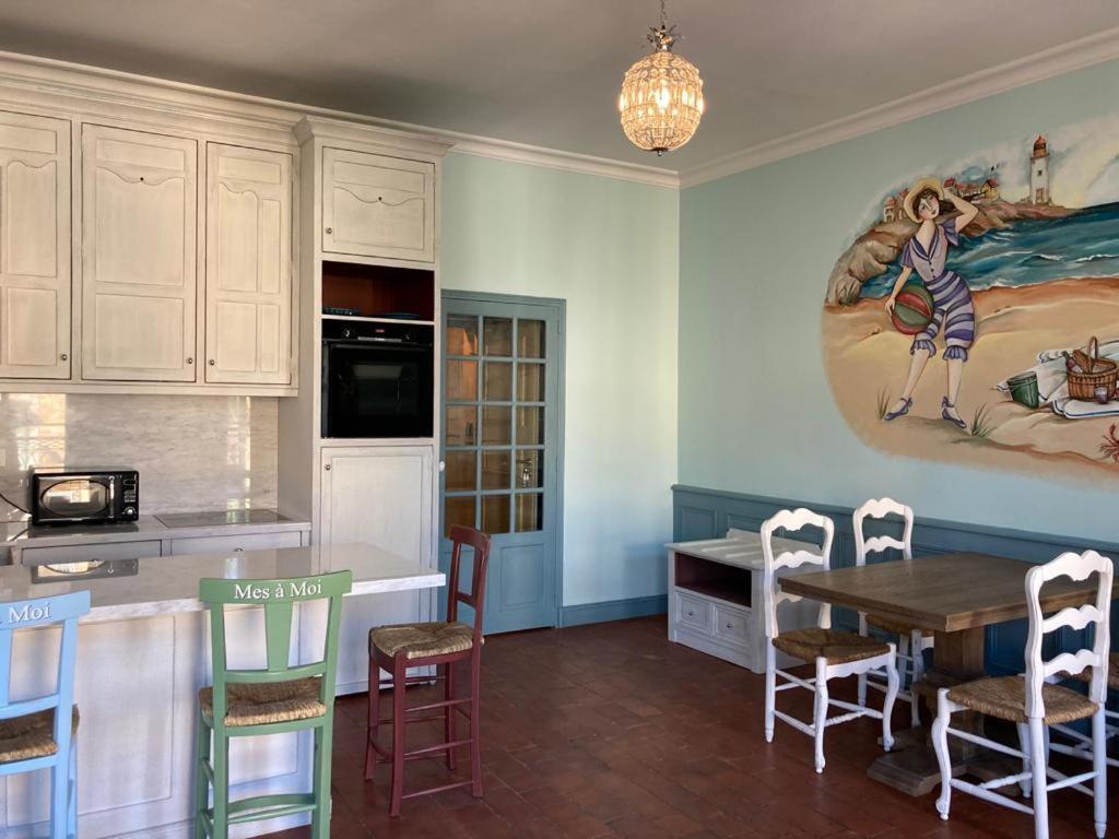 Mes A Moi In Pezenas - Appartements De Charme - Baignoire Balneo Exteriör bild
