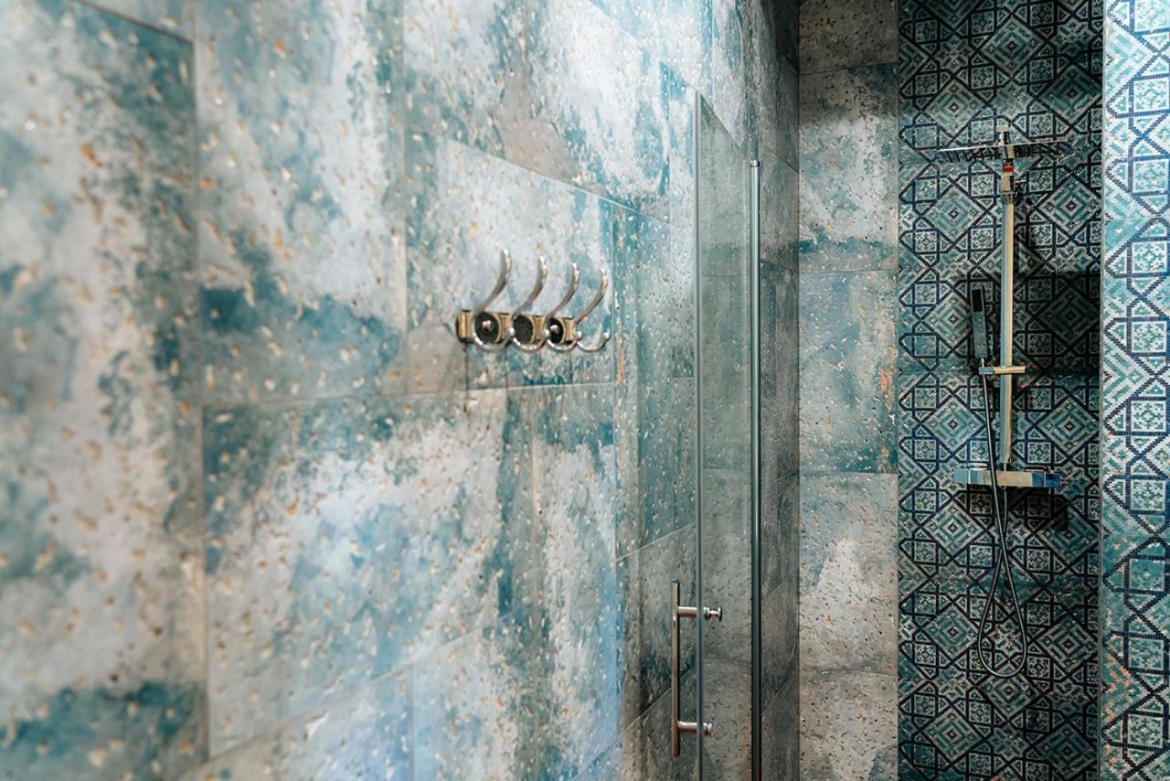 Mes A Moi In Pezenas - Appartements De Charme - Baignoire Balneo Exteriör bild
